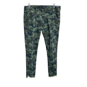 Dear John Joy Rich Camouflage Comfort Frayed Crop Skinny Pants Size 29 NEW
